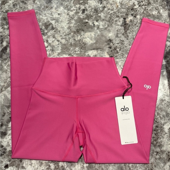 ALO Yoga Pants - ALO High Waist Airlift Leggings